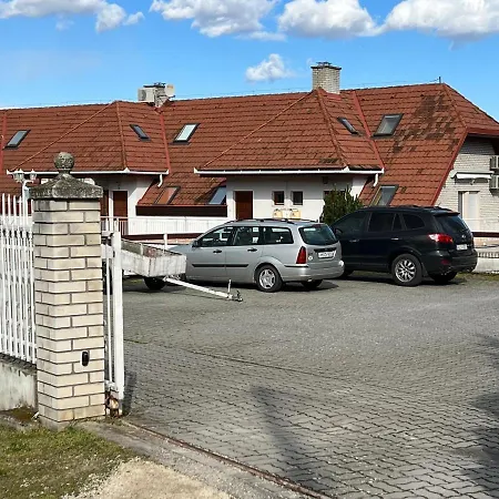 Alsoorsi Strandlak Apartman Alsóörs